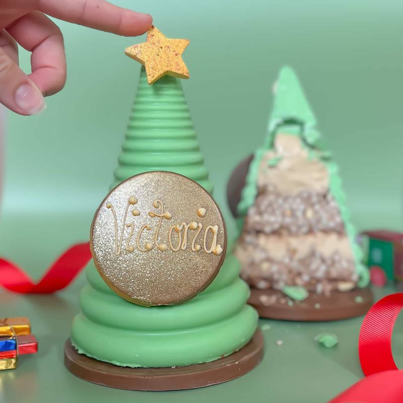 Pistachio Cream Loaded Christmas Tree